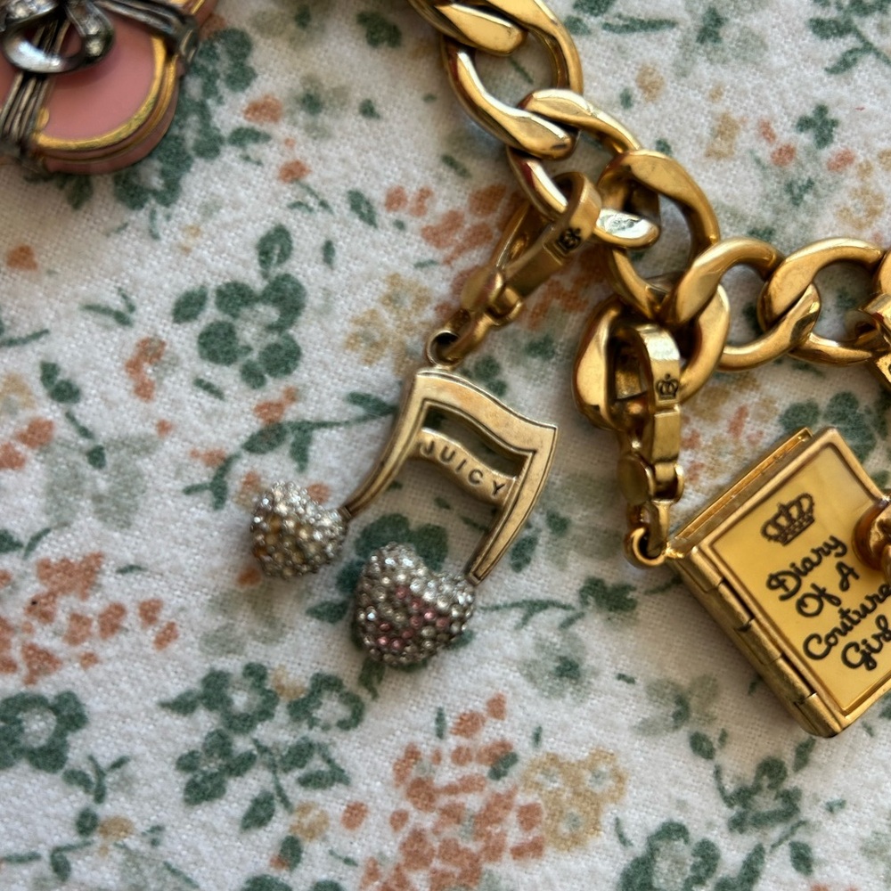 Y2K Juicy Couture charm bracelet with removable charms - Picture 6 of 14